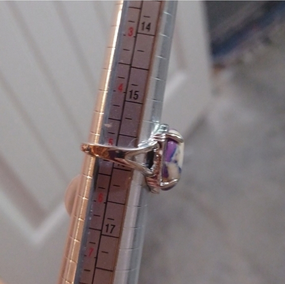 NWT Women's Silver Tone Purple and Cream Ring Size 5 - Picture 4 of 15